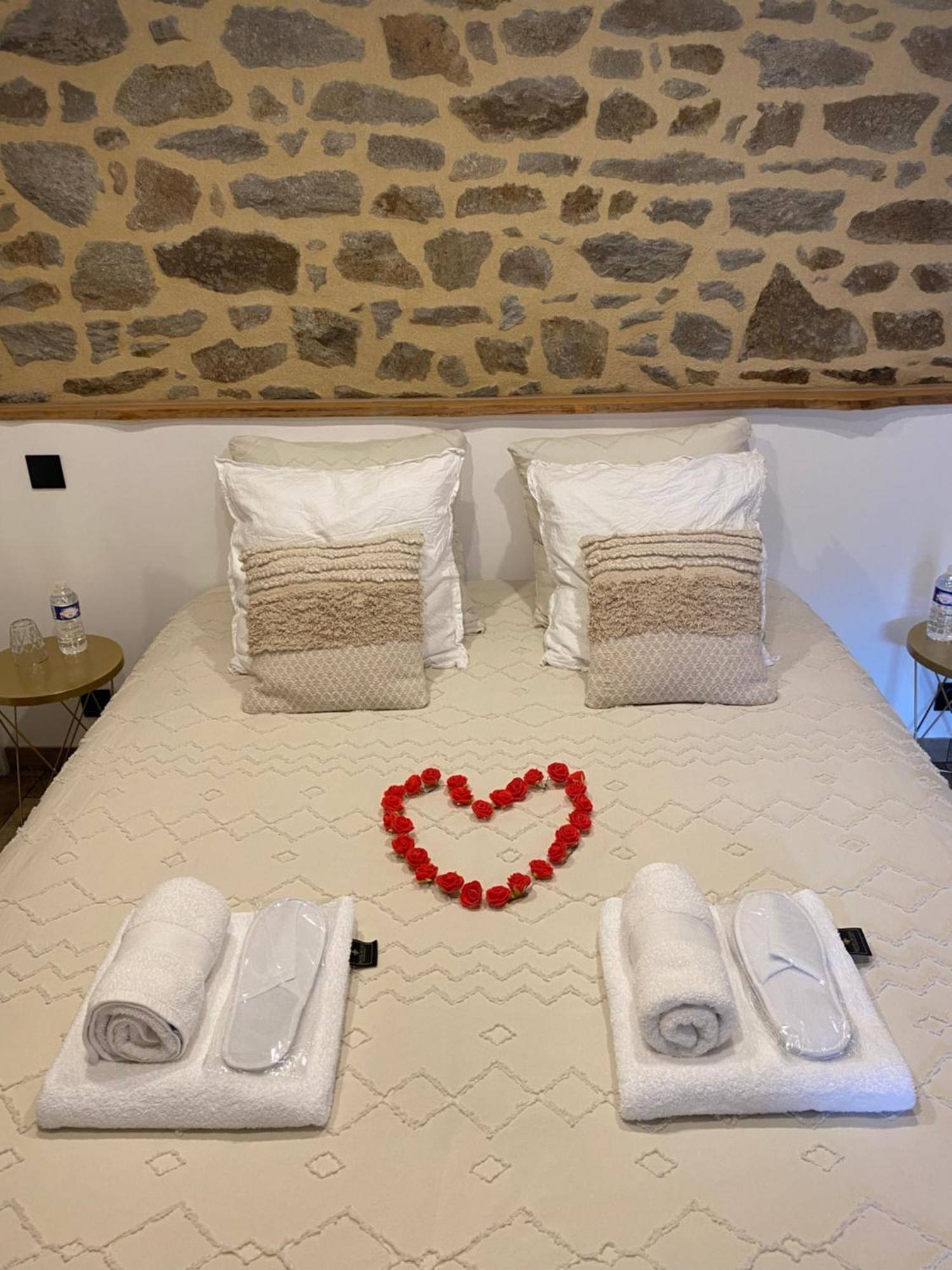 Villa Lily Spa, Chambre D'Hotes Avec Spa Privatif La Vicomté-sur-Rance Extérieur photo