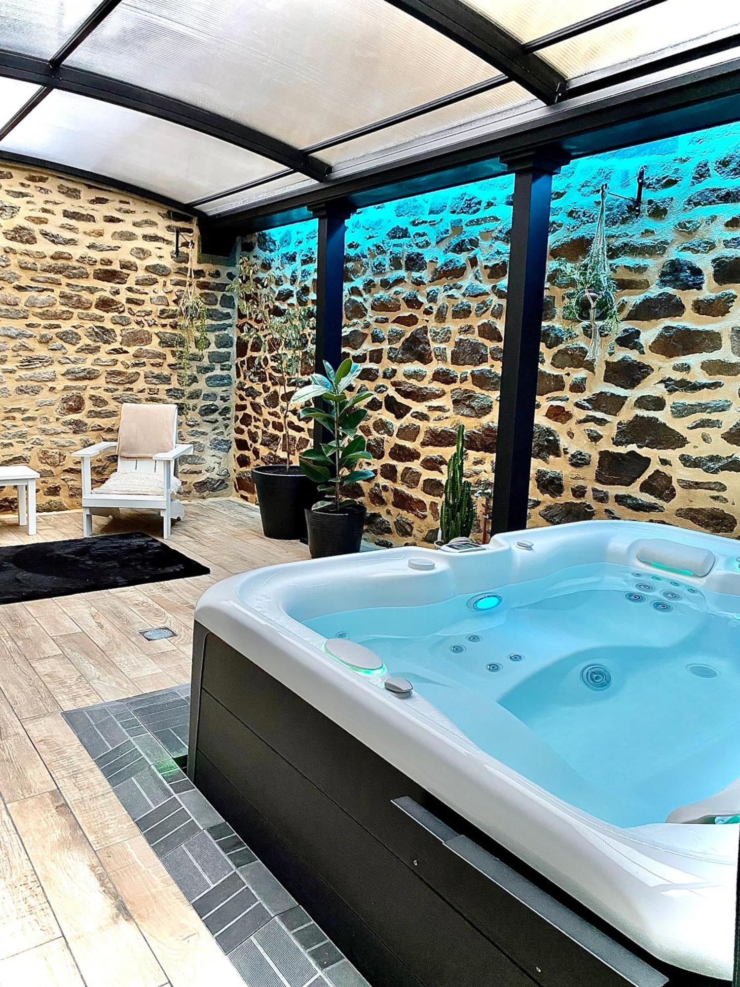 Villa Lily Spa, Chambre D'Hotes Avec Spa Privatif La Vicomté-sur-Rance Extérieur photo